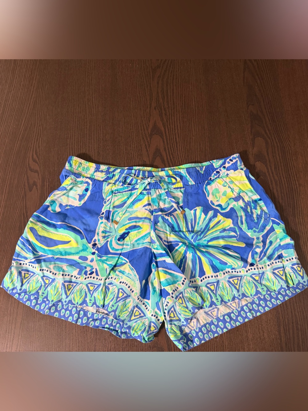 Lilly Pulitzer Katia Shorts Drawstring with Elastic Waist Size Medium, NWOT